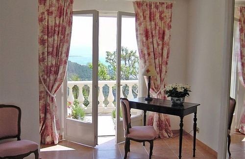 Tanneron Villa | Splendid villa stunning sea view heated private pool high above Cannes Mandelieu
