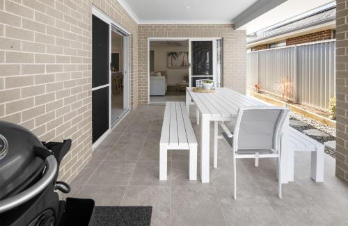 South West Rocks House | Spoondrift - 5 Mins Walk to Beach
