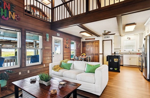Slidell House | Sportsmans Retreat in Paradise! Bayou Bungalow near New Orleans Sleeps 10