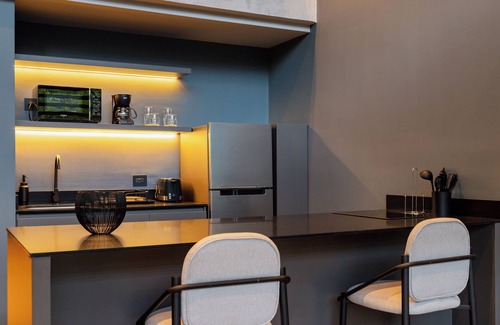 Las Lomas I Hotel | Spot Building