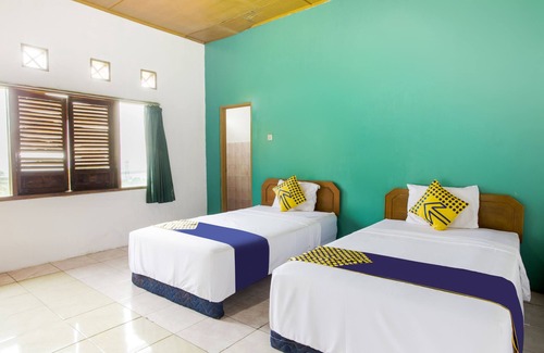 Paseh Hotel | SPOT ON 2584 Hotel Karya Nunggal Asri
