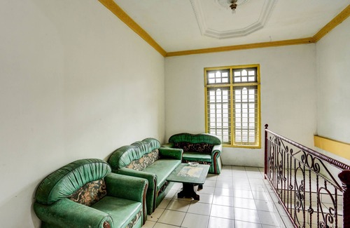 Borneo Hotel | SPOT ON 92446 Penginapan Aina Syariah