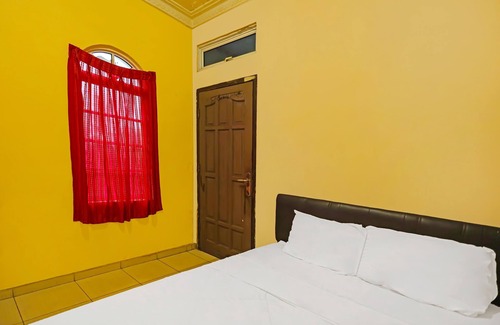 Natuna Hotel | SPOT ON 92492 Pelita Satu