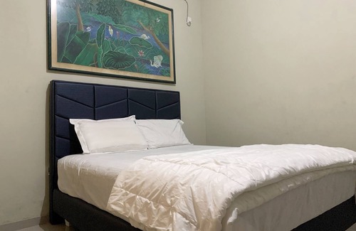 Borneo Hotel | SPOT ON 92544 Senja Homestay