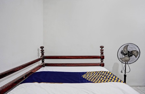 Sidoarjo Hotel | SPOT ON 92595 Umi Homestay Syariah