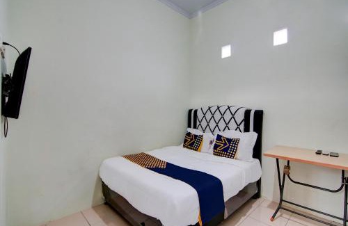 Dumai Hotel | SPOT ON 92797 Awi Stay Syariah Near SIMPANG KAWASAN INDUSTRI WILMAR PELINTUNG