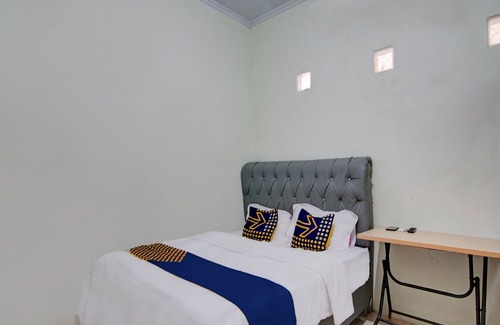 Dumai Hotel | SPOT ON 92797 Awi Stay Syariah Near SIMPANG KAWASAN INDUSTRI WILMAR PELINTUNG