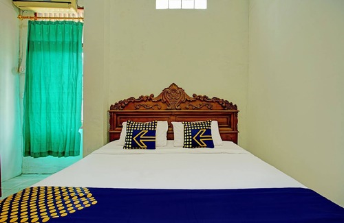 Lawang Hotel | SPOT ON 92905 Sutomo Residence Syariah Near Taman Tugu Padang Area