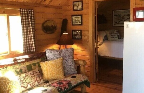 Reed Creek Cabin | Spotted Fawn Farm/Cabin - Agritourism