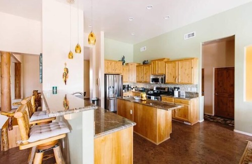 Desert Hills House | Sprawling Arizona Oasis w/Dream Backyard