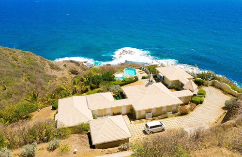 Sea Breeze Hills Villa | Sprawling Villa with Uninterrupted Sea Views - Equinox