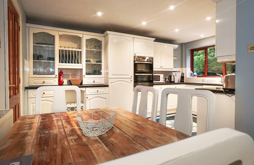 Colchester House | Spring Close, Colchester - Detached House