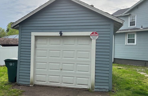 Hamden Apartment | Spring Glen SuitennEntire rental unit in Hamden, Connecticutnn