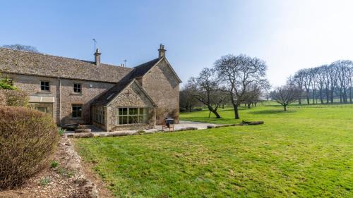 Brimpsfield House | Spring House