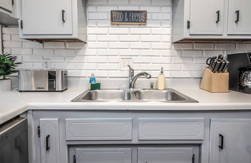 Spring Lake Park House | Spring Lake Paradise Pool Home