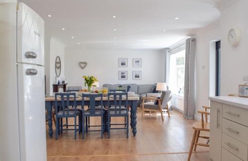 Lamphey House | Springfield
