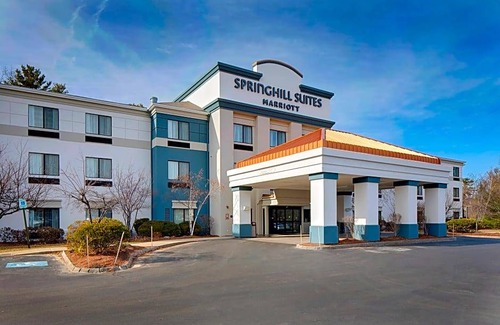 Manchester Hotel | SpringHill Suites Manchester-Boston Regional Airport