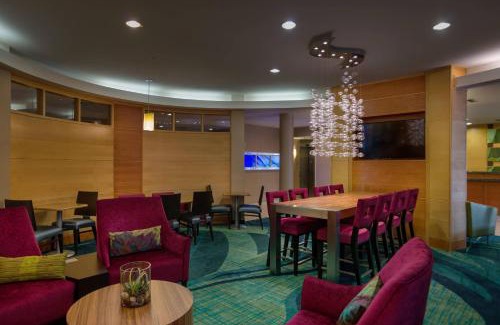Feather Sound Hotel | SpringHill Suites St Petersburg Clearwater