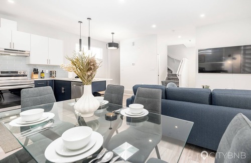 North Central Edmonton House | Spruce Ave - 2 bed Townhouse