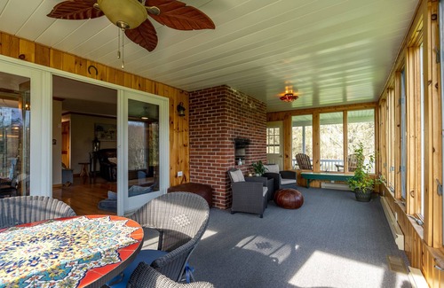 Rushville House | Spruce Haven - 5 br home on 53 acres with pond