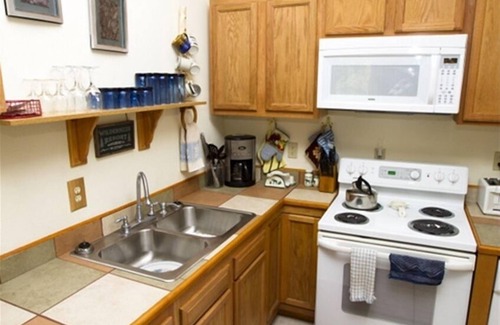 Salida Cabin | Spruce Ridge Cabin Close to Monarch and Salida on Little Cochetopa Creek