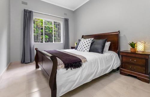 Tzaneen House | Spurflower