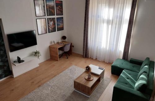 Szombathely Apartment | SQUARE 16 - Absolutely Central Location