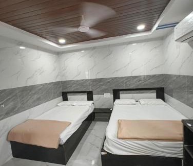 Mantralayam Hotel | Sree Narahari Luxury Residency