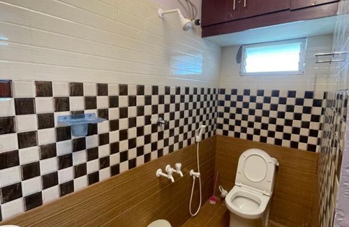 Kurinjipadi House | Sri Lakshmi Family Guest House