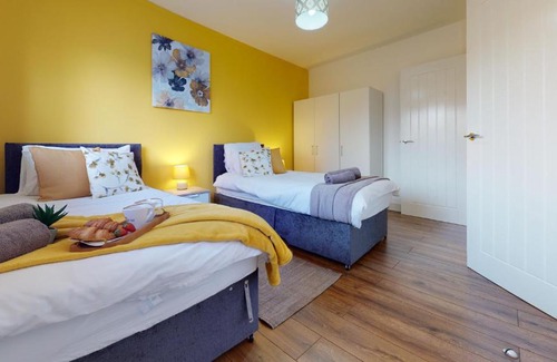 Peterborough Apartment | SRK Serviced Accommodation, 2 Bedroom Private Apartment, Business, Leisure, Contractors