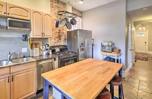 Shaw Apartment | St Louis Retreat ~ 1 Mi to Botanical Garden