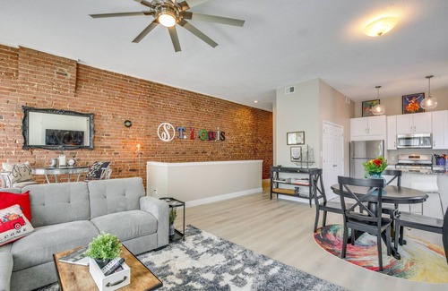 The Gate Condo | St Louis Vacation Rental ~ 2 Mi to Downtown