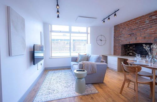 Eccles Apartment | St Mary's Church OneBedroom Apartment by Sojo Stay