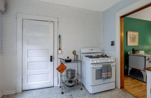 Union Park House | St. Paul Farmhouse near downtown and Allianz Field