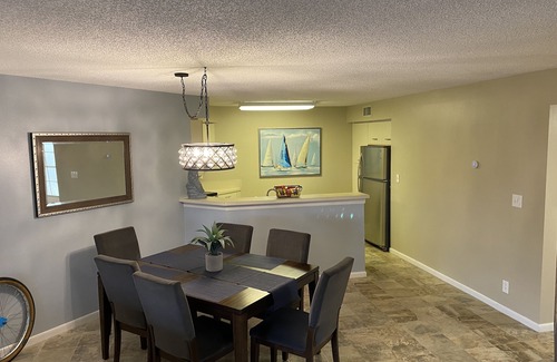 Isla del Sol Condo | St. Pete Beach Bahia 155 Vista Verde East - Super Clean! - 2/2 Condo Sleeps 6