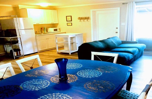 St. Petersburg - Clearwater Cottage | St. Petersburg Heavenly Cottage