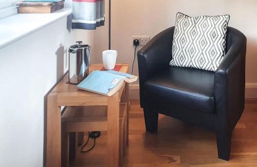 Llanfihangel-Ystrad House | Stabl-Oh4