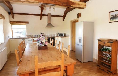 Efailwen House | Stable Cottage