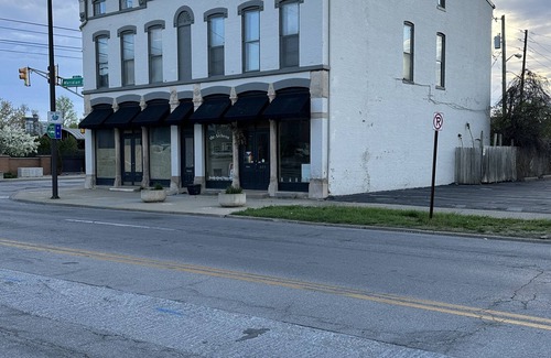 Babe Denny House | Stadium Stays #1 in downtown INDY. A 5 minute walk to the stadium. Free parking.