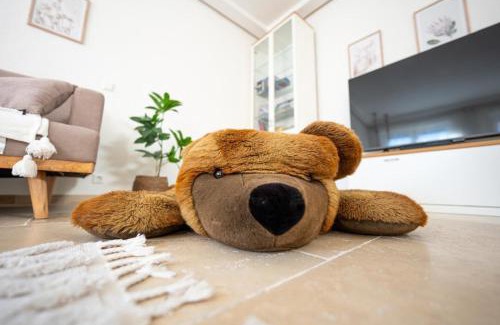 Kisslegg House | -Stadthaus Ida- Mit großer Dachterasse, am Schloßpark, Luftkurort Kißlegg, Boxspringbetten, Kaffeevollautomat, SmartTV, familienfreundlich, großzügig, zentral