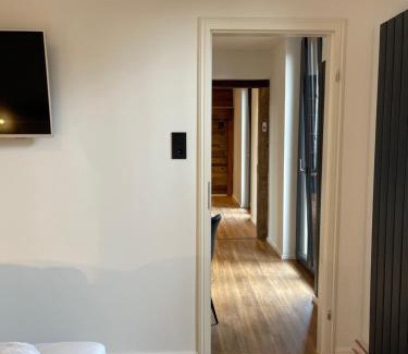 Jestetten Apartment | Stadtvilla mit Pool