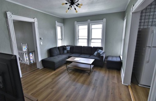 Cortland House | Stained Glass Sanctuary