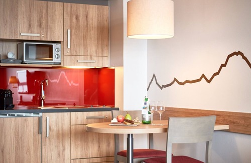 Beatenberg Apartment | Standard, Dorint Blümlisalp by Interhome