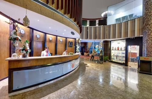 Al Khan Apartment | Standard Double Or Twin Room Near Expo Centre SHJ
