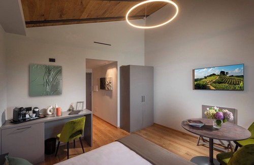 Guarene Bed & Breakfast | Standard Room 104, no balcony - Relais PQlin & Winery.