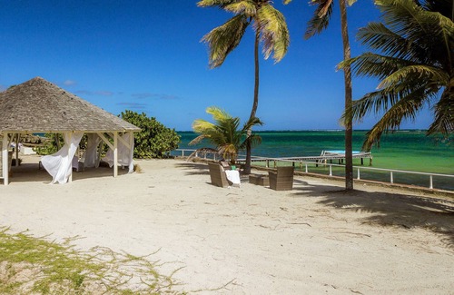 Le Francois House | Standing Villa, feet in the water, panoramic sea view, swimming pool