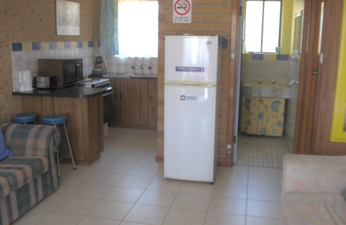 Dalrymple Villa | Stansbury Villas Unit 2 Relax with Family Friends