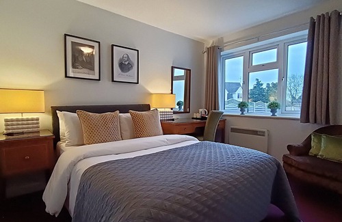Elsenham House | Stansted Lodge Elsenham