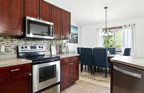 Piedmont House | Star of the Neighborhood
