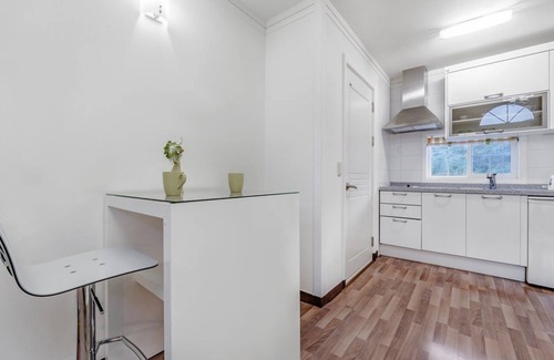 Seo Condo | Star Sonata Pension